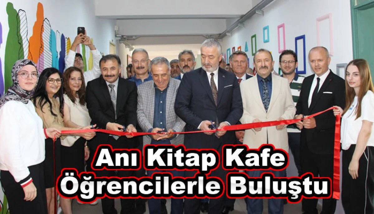 Anı Kitap Kafe &Ouml;ğrencilerle Buluştu